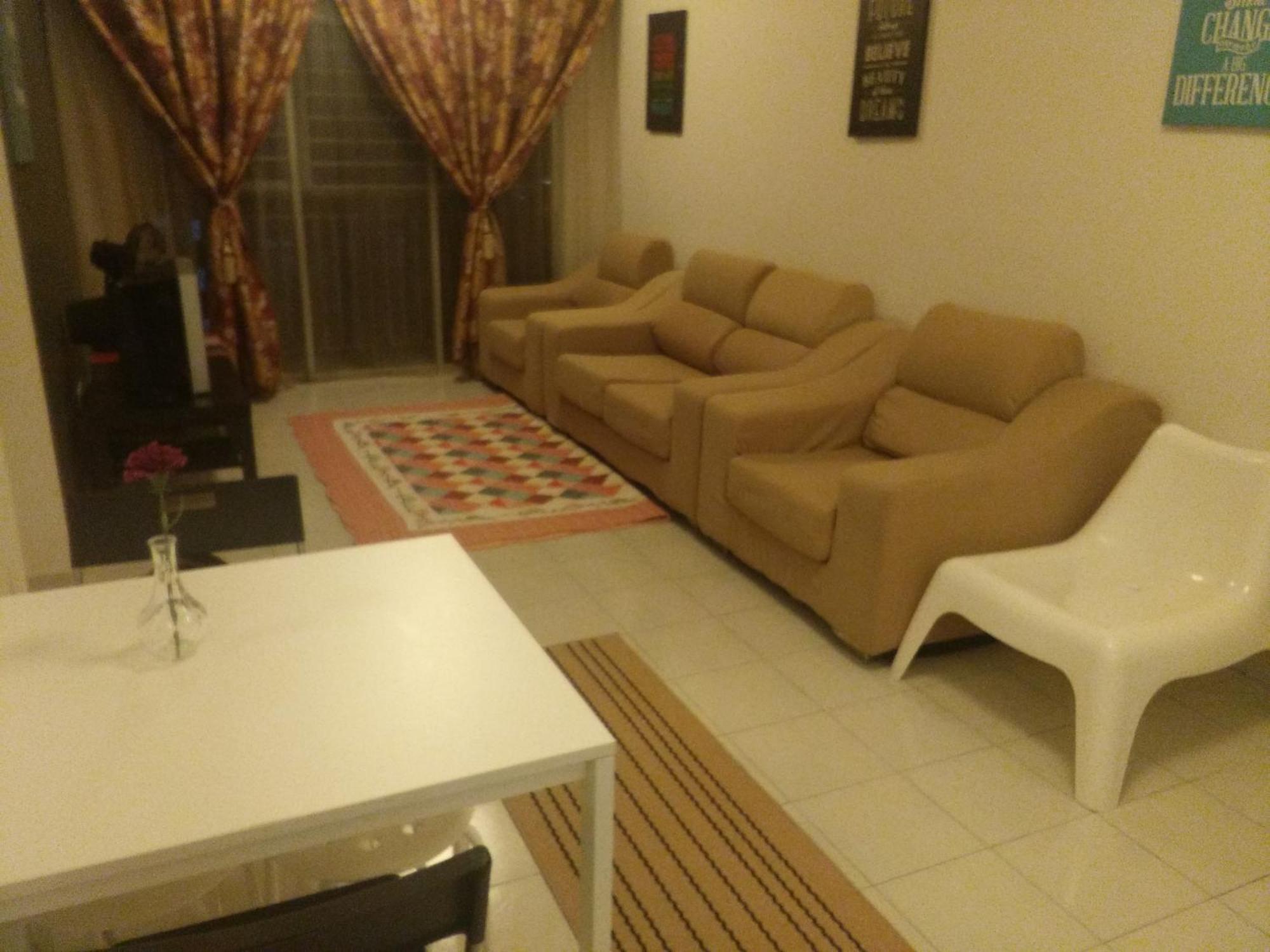 HomeStay D 11 Putrajaya Bagian luar foto