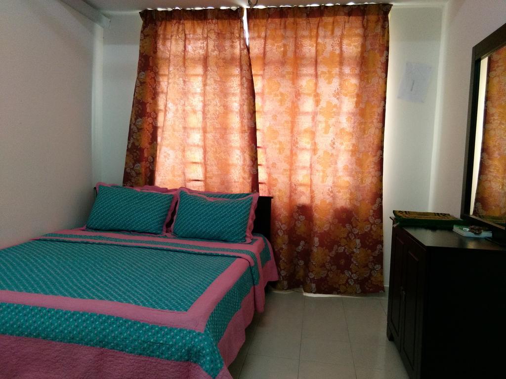 HomeStay D 11 Putrajaya Bagian luar foto